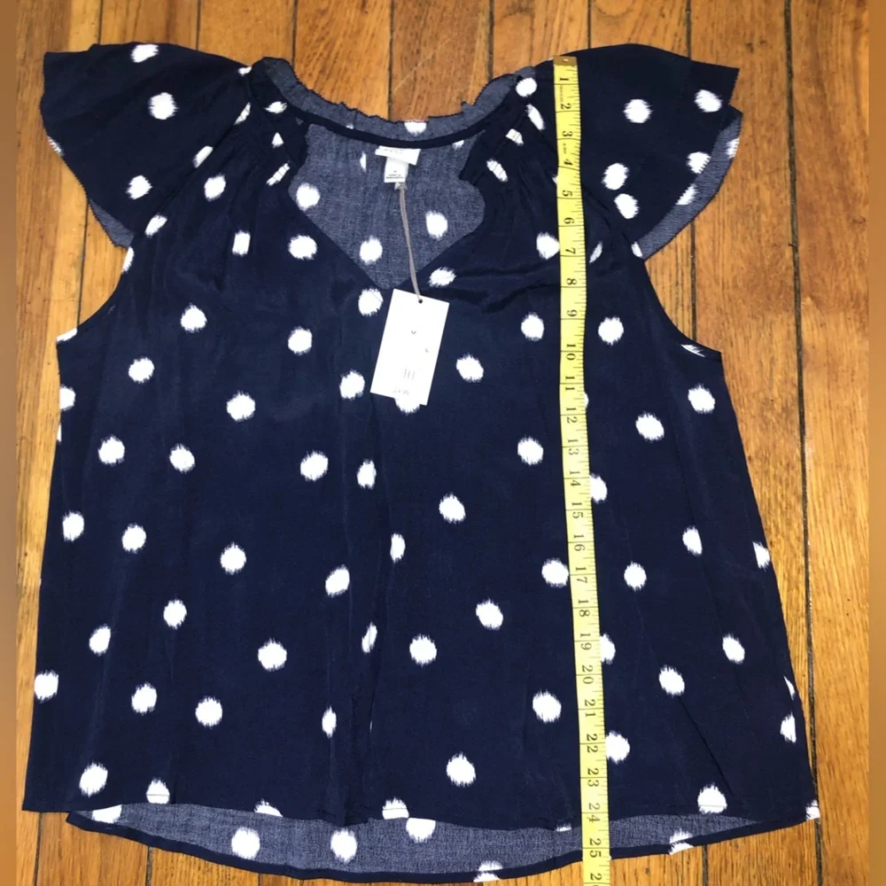 Top - Picture 4 of 8